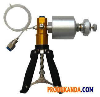 Photo: PHP-2 Pneumatic Hand Pump for Pressure Calibrators