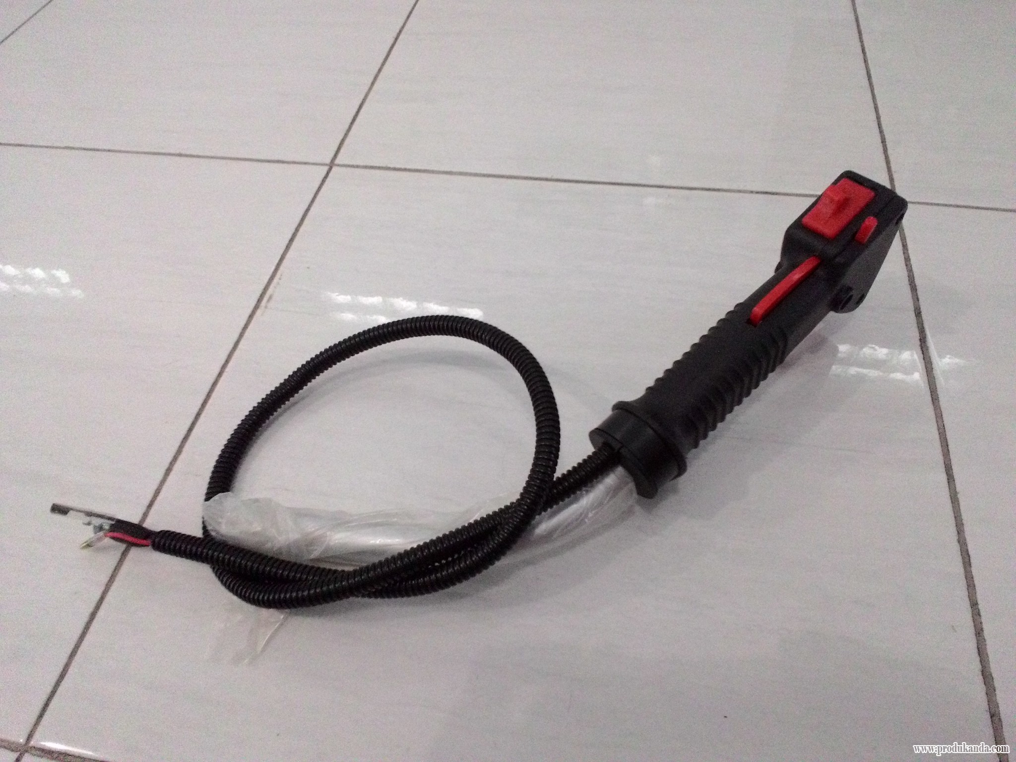 Pegangan Mesin Potong Rumput