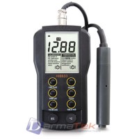 Hanna HI 8633 Multi-Range Conductivity Meter for use in production and quality control