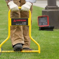 Amprobe AT-5005 Professional Underground Cable and Pipe Locator System