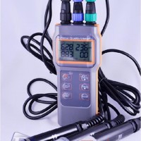 AZ-8603 pH/ Cond./ DO Combo Handheld IP67