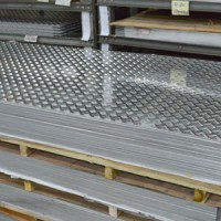 PLAT BORDES