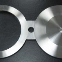 SPECTACLE BLIND FLANGE STAINLESS STEEL