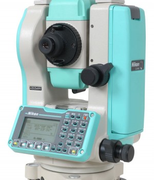 TOTAL STATION NIKON NPL 322 | DTM 322 JUAL SERVIS KALIBRASI, INDOSURTA KALIMANTAN HUB. 0542 - 851064