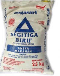 jual Tepung Terigu segitiga Biru 