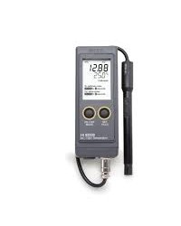  HANNA HI-99300 EC/TDS/Temperature Meter