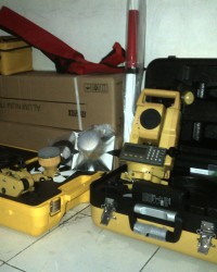 Total Station Topcon GTS255