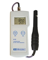 pH/ Conductivity/ TDS/ Temperature Professional Portable Meter, EC Range - 0 to 3999 uS/cm
