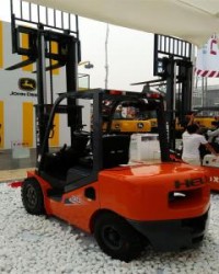 Forklift Diesel Heli Indonesia 3 TonHarga Kompetetif