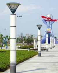 Tiang Lampu Taman Tipe RLH 18