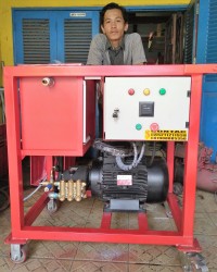 Hydrotest Pompa 350 Bar - PT Solusi Jaya