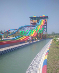 Wahana Waterboom Raceline Slide