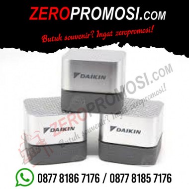 Souvenir pernikahan Bluetooth Speaker BTSPK09 Promosi Custom Berkat Usaha Maju