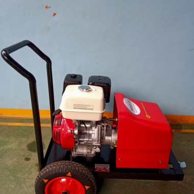 HAWK PRESSURE PUMP CLEANERS 160-200 BAR WITH ENGINE|PT SOLUSI JAYA