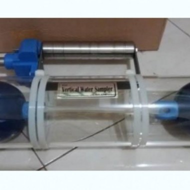 VERTICAL WATER SAMPLER