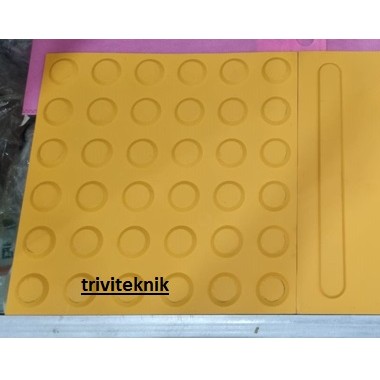 blind road tactile guiding paving orange sidewalk,jalan difable karet