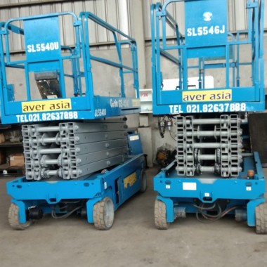 Sewa Scissor Lift Genie GS 3246 Di Surabaya