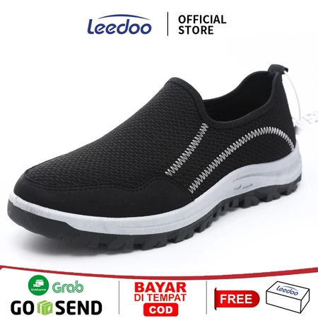 Leedoo Sepatu Slip On Pria Sneakers Pria Casual Running Shoes Sepatu Kanvas Black MC603