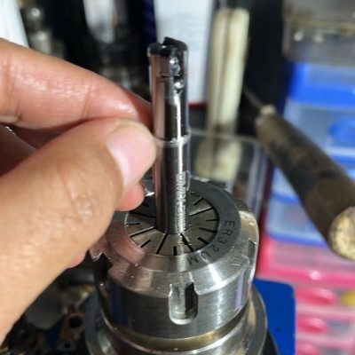 Jual Holder High Feed Mill diameter 12mm ( LNMU0202 ) Merk DMIX